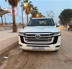 تويوتا لاندكروزر